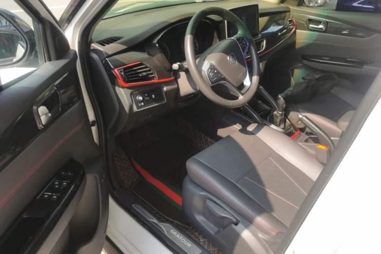 Used Foton Jiatu GT 2018 1.4T Manual Smart Connect Version Driver Seat