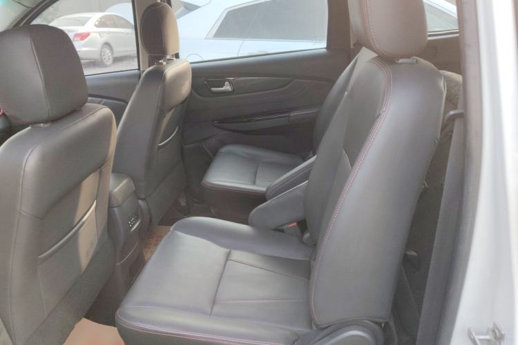 Used Foton Jiatu GT 2018 1.4T Automatic Elite Model Interior 4