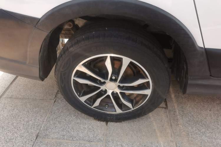 Used Foton Jiatu GT 2018 1.4T Manual Smart Connect Version Right Rear Wheel Hub