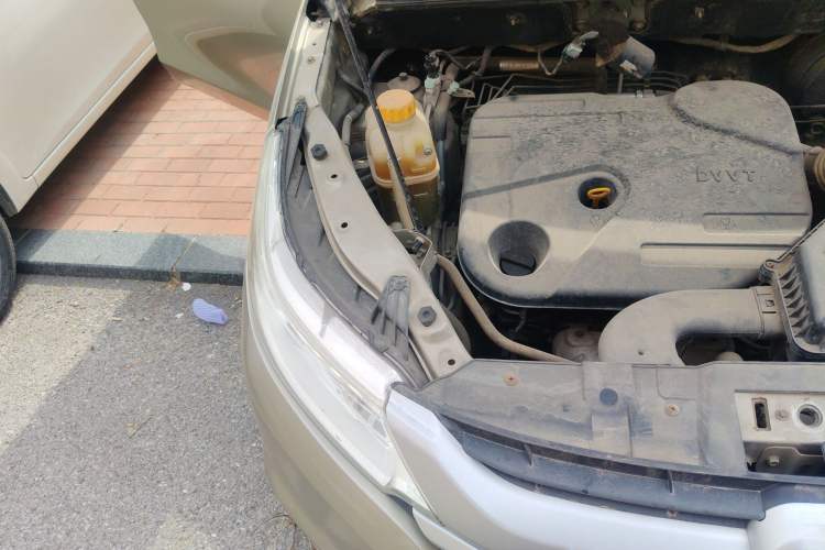 Used Foton Jiatu im6 2017 1.5L Zhiyue Model Engine Bay Right