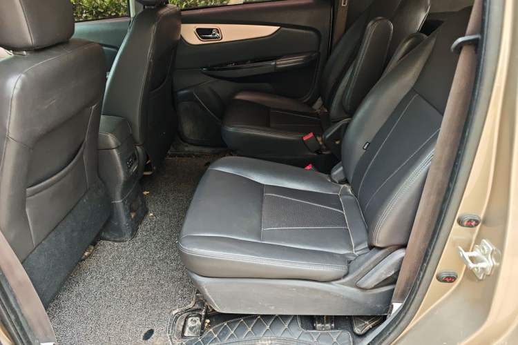 Used Foton Jiatu im6 2017 1.5L Smart Enjoyment Model Left Rear Seat