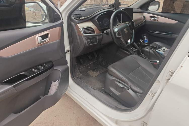 Used Foton Jiatu im6 2017 1.5L Smart Enjoyment Model Driver Seat