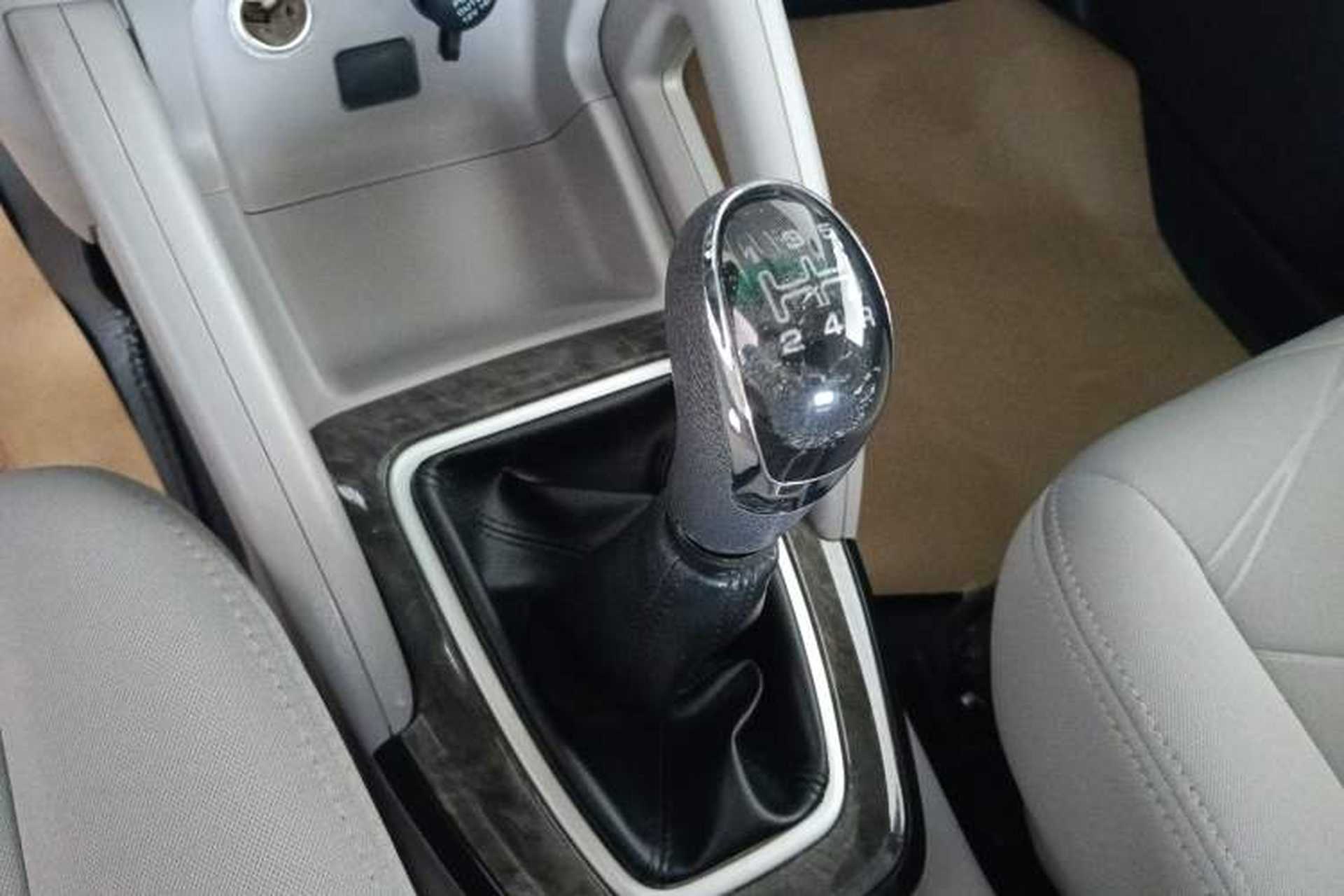 Used Foton Jiatu im6 2017 1.5L Zhiyue Model Gear Lever