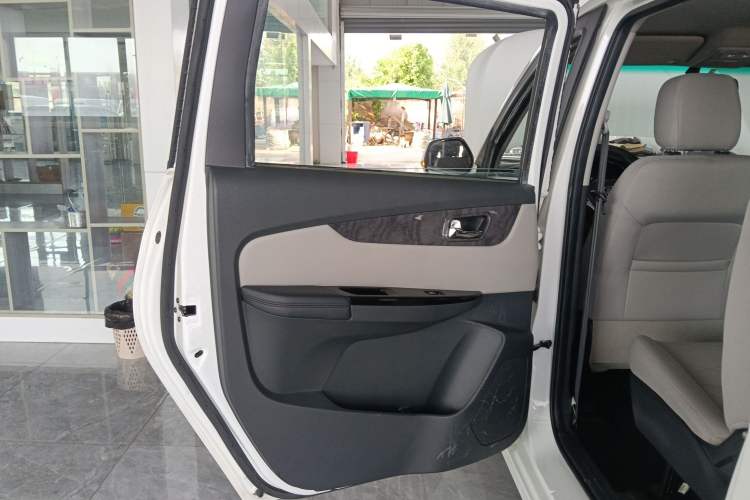 Used Foton Jiatu im6 2017 1.5L Zhiyue Model Left Rear Door Interior