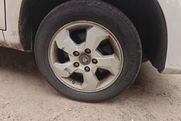 Used Foton Jiatu im6 2017 1.5L Smart Enjoyment Model Right Front Wheel Hub