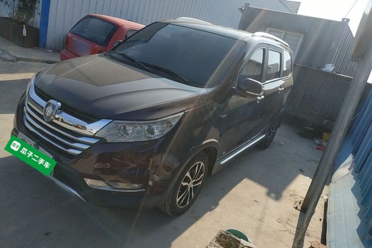 Used Foton Jiatu im8 2017 1.5L ZhiZun Model Left Side