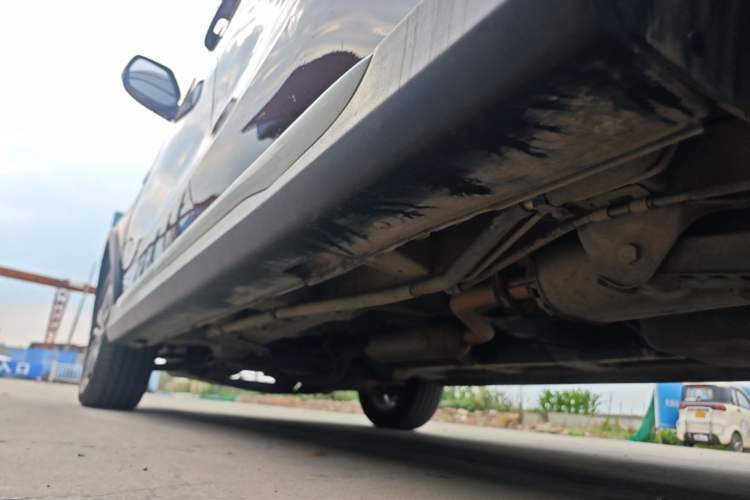 Used Foton Jiatu im8 2017 1.5L ZhiZun Model Left Side Sill