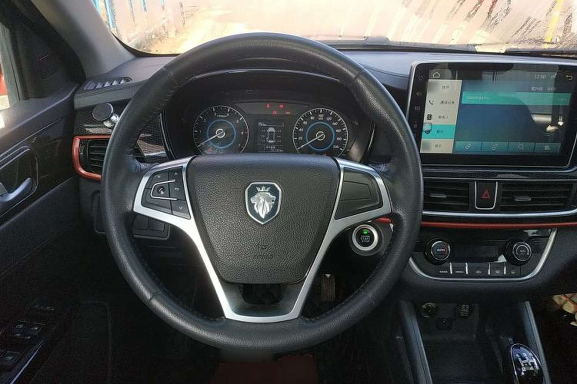 Used Foton Jiatu im8 2017 1.5L ZhiZun Model Steering Wheel