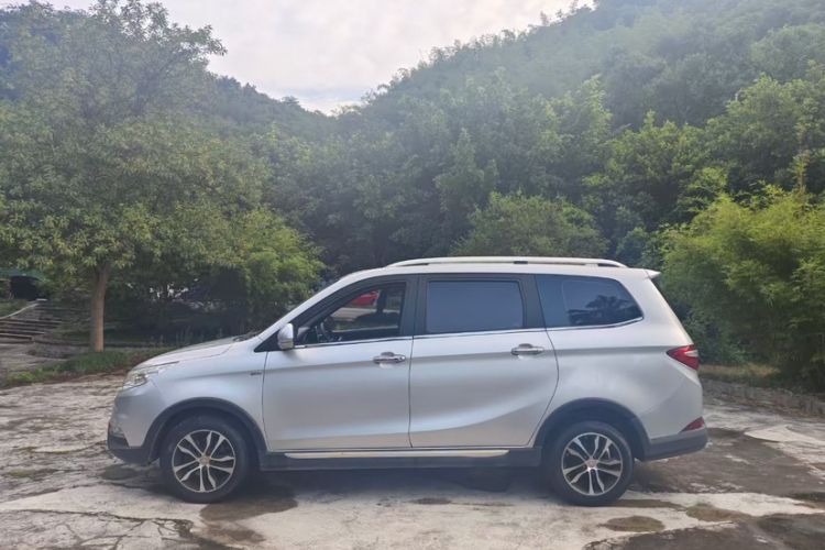 Used Foton Jiatu im8 2017 1.5L Smart-Style Model Exterior 2