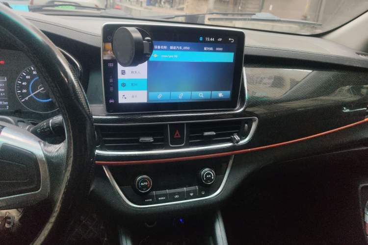 Used Foton Jiatu im8 2017 1.5L ZhiZun Model Audio And AC Panel
