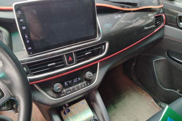 Used Foton Jiatu im8 2017 1.5L Smart-Style Model Audio And AC Panel
