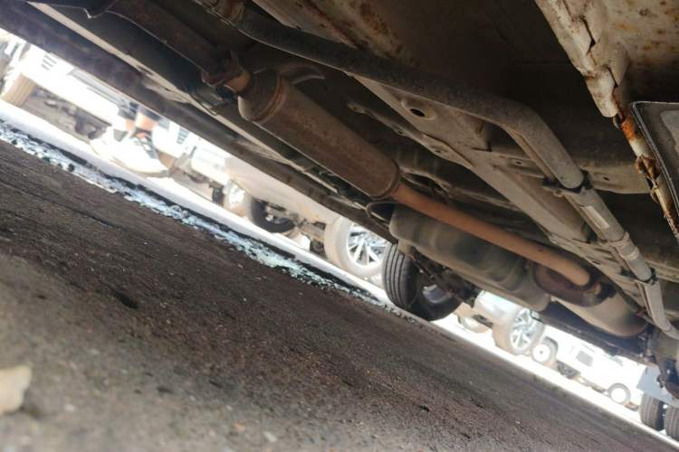 Used Foton Jiatu im8 2017 1.5L ZhiZun Model Chassis Front Left