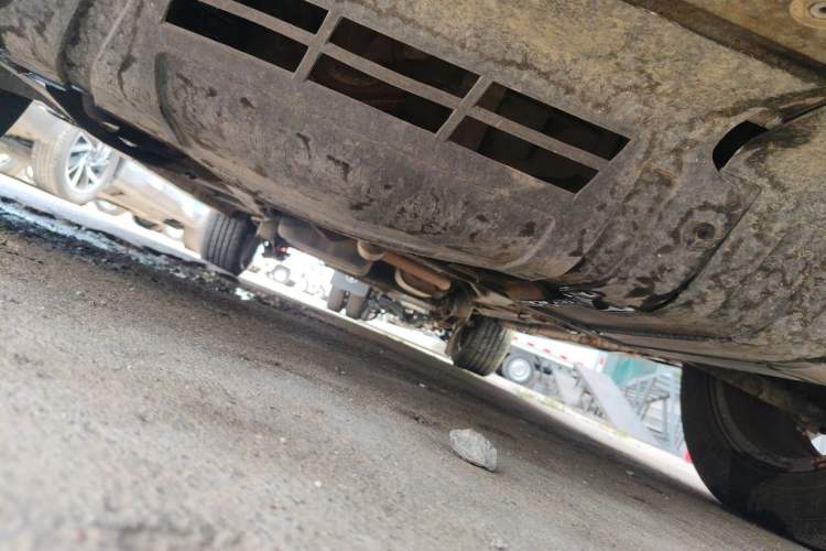 Used Foton Jiatu im8 2017 1.5L ZhiZun Model Chassis Front