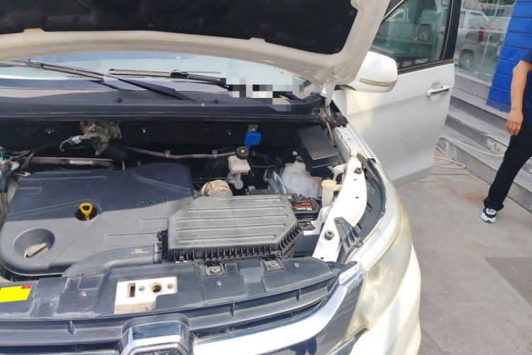 Used Foton Jiatu im8 2017 1.5L ZhiZun Model Engine Bay Left
