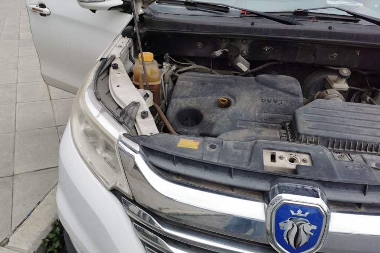Used Foton Jiatu im8 2017 1.5L Zhishang Model Engine Bay Right