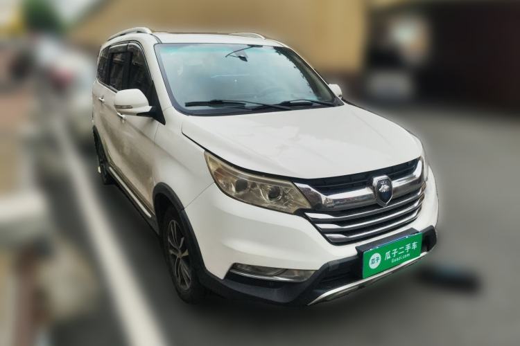 Used Foton Jiatu im8 2017 1.5L ZhiZun Model Front Right 45 Deg