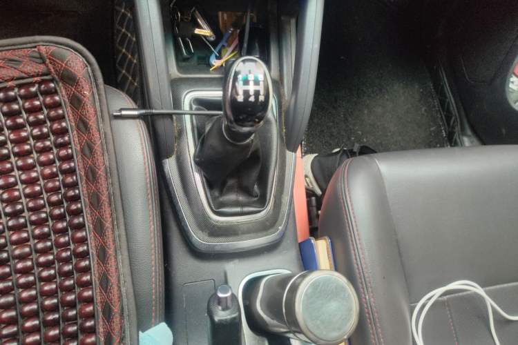 Used Foton Jiatu im8 2017 1.5L ZhiZun Model Gear Lever