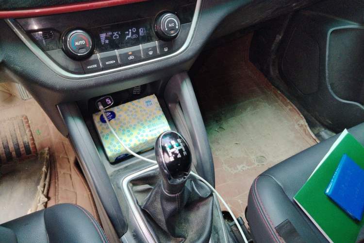 Used Foton Jiatu im8 2017 1.5L Smart-Style Model Gear Lever