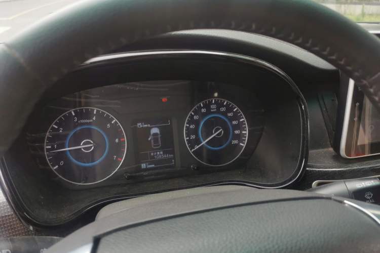 Used Foton Jiatu im8 2017 1.5L Zhishang Model Instrument Cluster