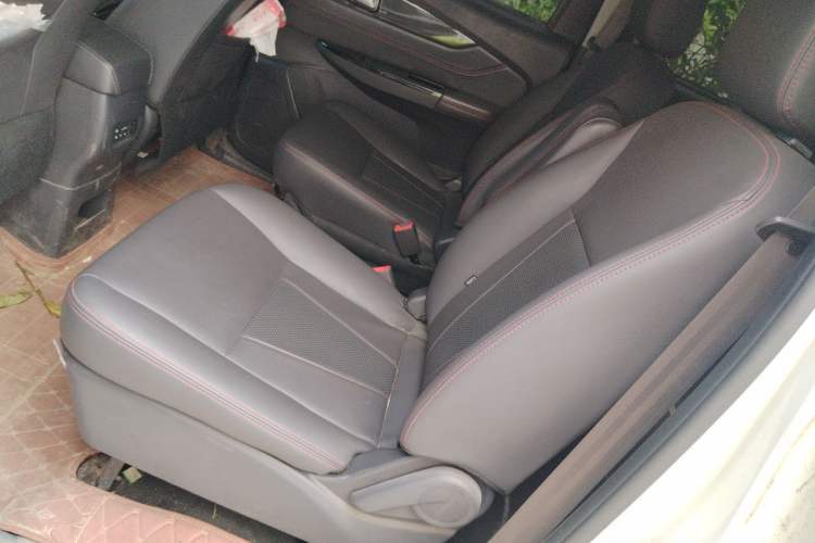 Used Foton Jiatu im8 2017 1.5L Smart-Style Model Left Rear Seat