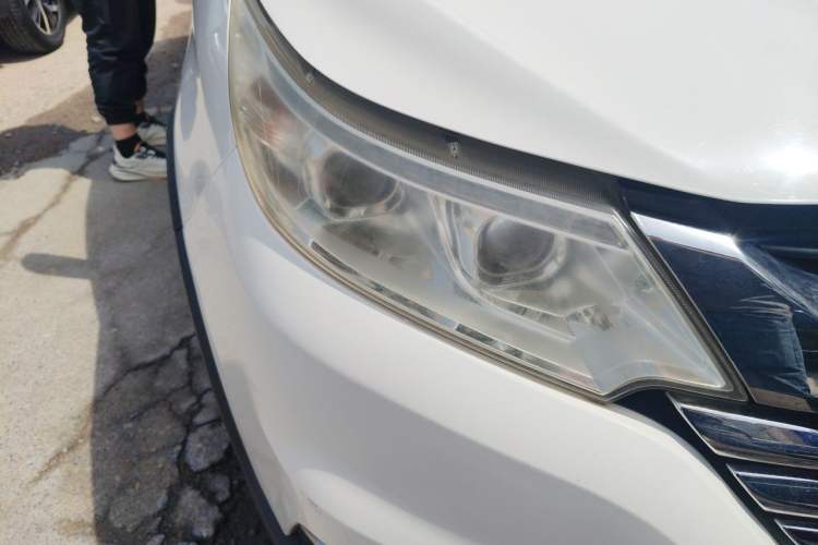 Used Foton Jiatu im8 2017 1.5L ZhiZun Model Right Front Headlight