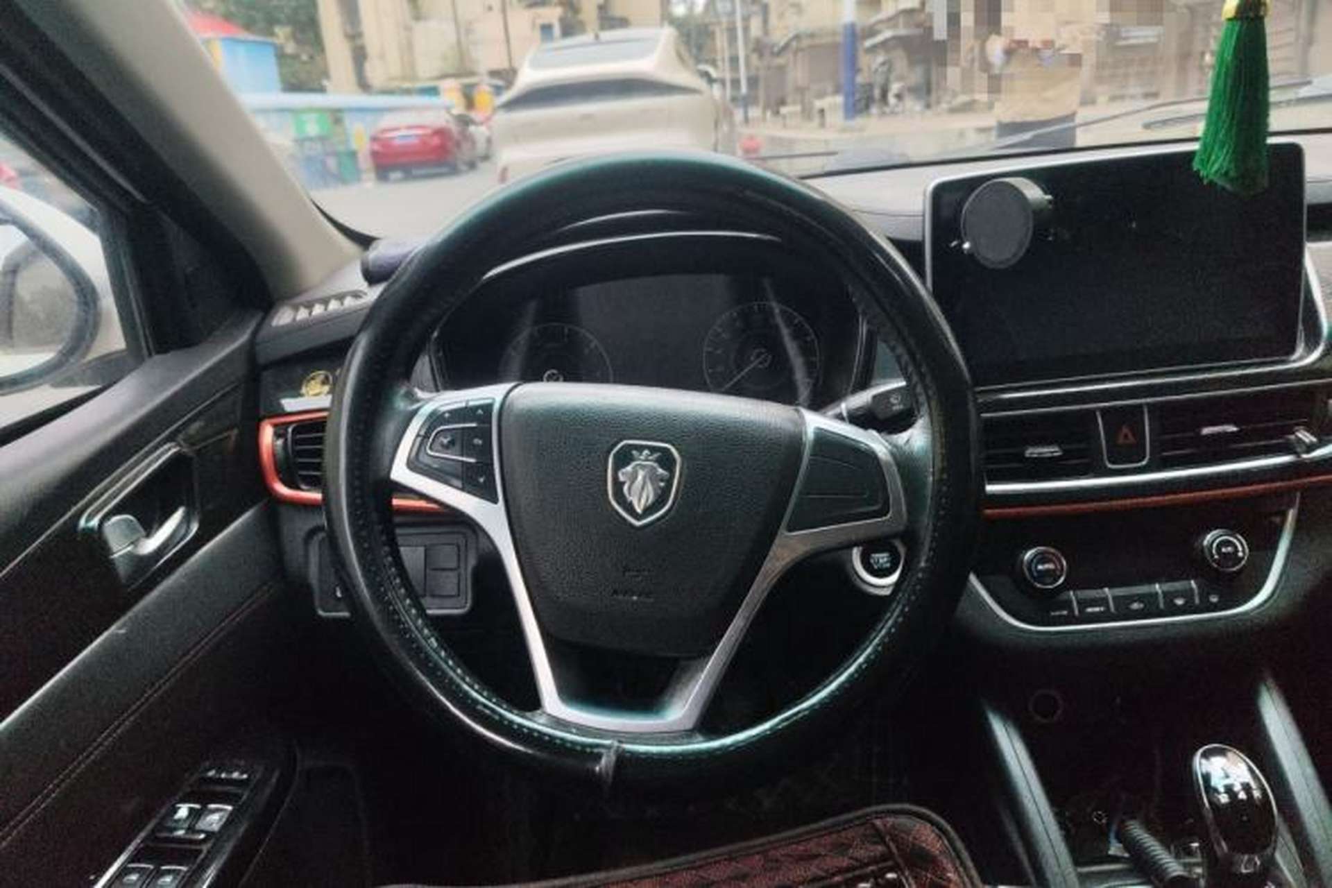 Used Foton Jiatu im8 2017 1.5L ZhiZun Model Steering Wheel
