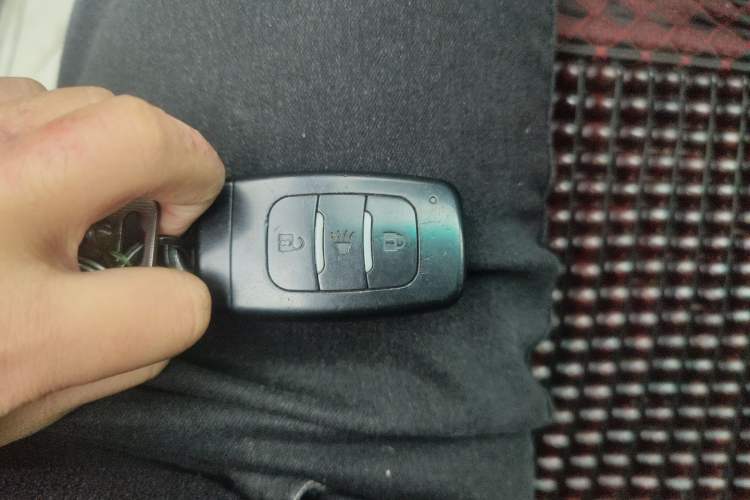 Used Foton Jiatu im8 2017 1.5L ZhiZun Model Vehicle Key