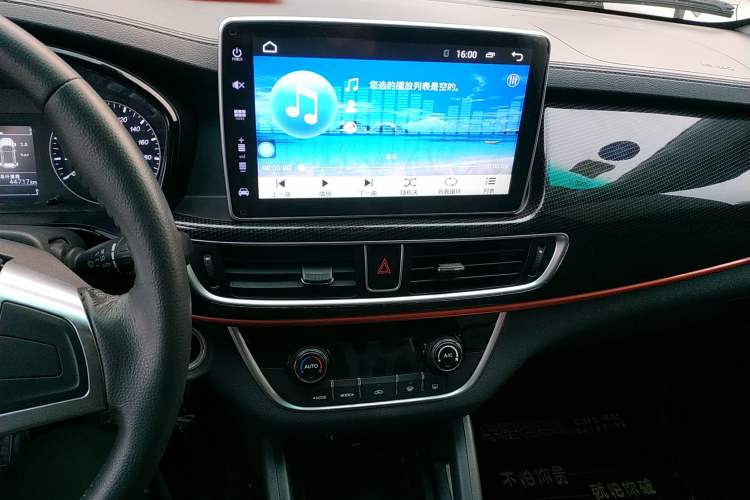Used Foton Jiatu im8 2018 1.5L Manual Luxury Model Audio And AC Panel