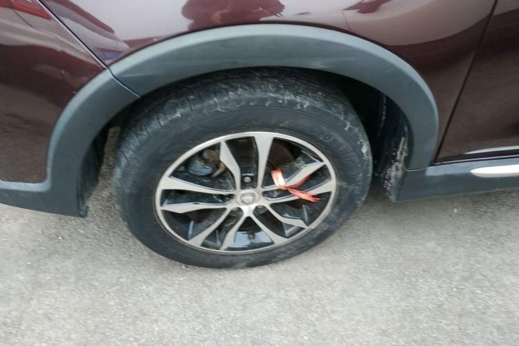 Used Foton Jiatu im8 2018 1.5L Manual Luxury Model Left Front Wheel Hub