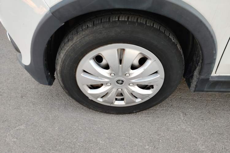 Used Foton Jiatu ix7 2016 1.5L ZhiShang Model Left Front Wheel Hub