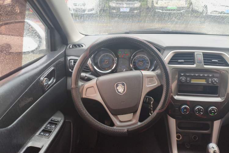 Used Foton Jiatu ix7 2016 1.5L ZhiShang Model Steering Wheel