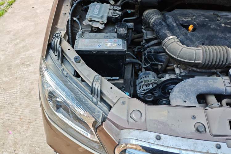 Used Foton Jiatu ix7 2016 1.5L ZhiZun Model Engine Bay Right