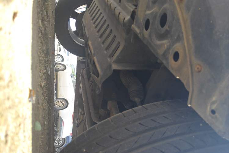 Used Foton Jiatu ix7 2016 1.5L Smart-Style Trim Chassis Front Left