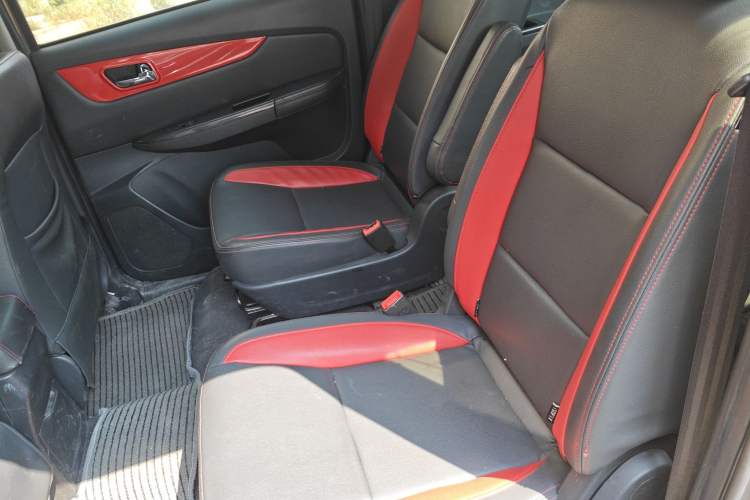 Used Foton Jiatu ix7 2016 1.5L Smart-Style Trim Left Rear Seat