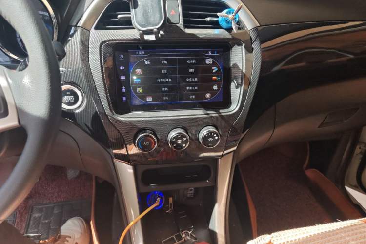 Used Foton Jiatu ix7 2016 1.5L ZhiZun Model Audio And AC Panel