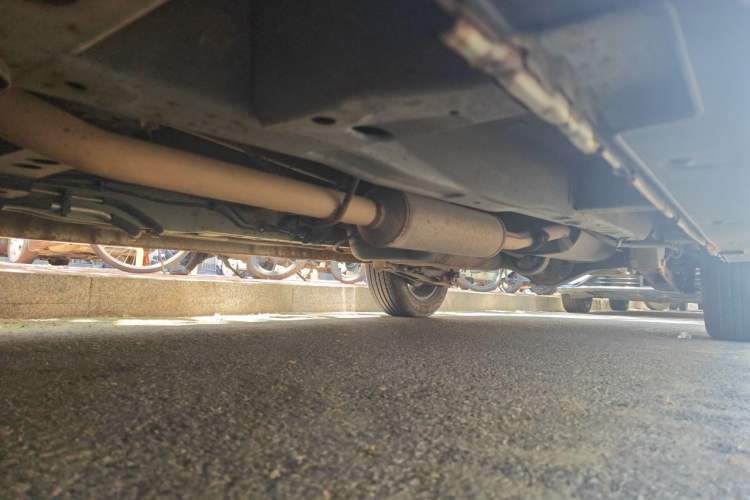 Used Foton Jiatu ix7 2016 1.5L ZhiZun Model Chassis Front Left