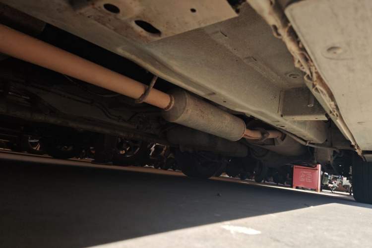 Used Foton Jiatu ix7 2016 1.5L ZhiZun Model Chassis Front Left