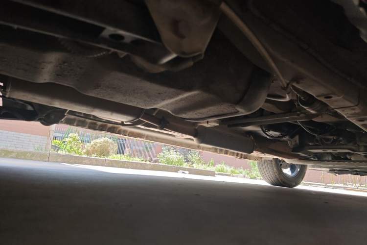 Used Foton Jiatu ix7 2016 1.5L ZhiZun Model Chassis Front Right