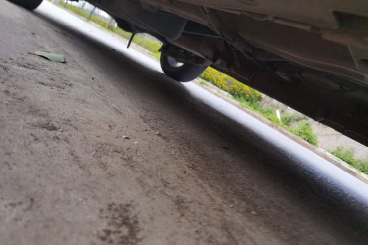 Used Foton Jiatu ix7 2016 1.5L ZhiZun Model Chassis Front Right