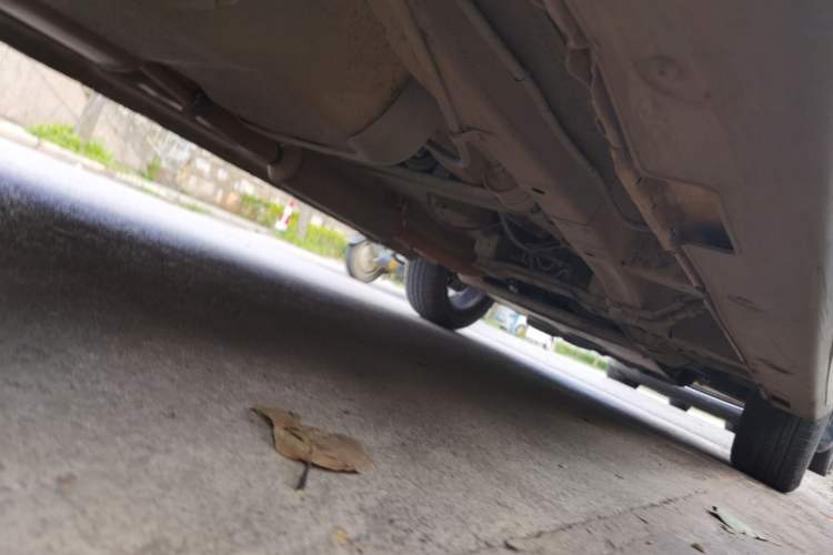 Used Foton Jiatu ix7 2016 1.5L ZhiZun Model Chassis Rear Right