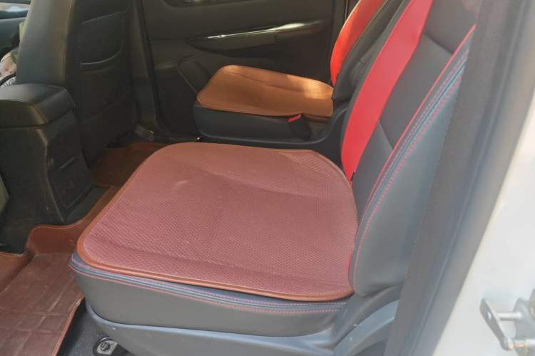 Used Foton Jiatu ix7 2016 1.5L ZhiZun Model Left Rear Seat