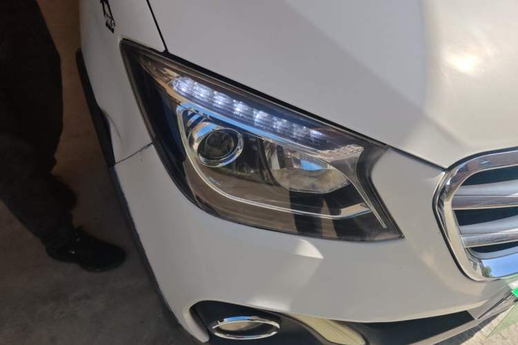 Used Foton Jiatu ix7 2016 1.5L ZhiZun Model Right Front Headlight