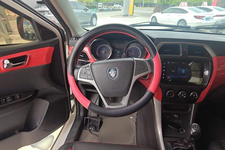 Used Foton Jiatu ix7 2016 1.5L ZhiZun Model Steering Wheel