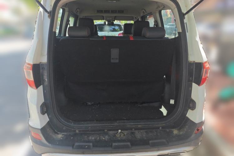 Used Foton Jiatu ix7 2016 1.5L ZhiZun Model Trunk