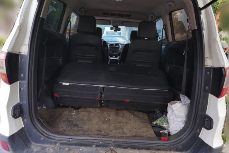 Used Foton Jiatu ix7 2016 1.5L ZhiZun Model Trunk