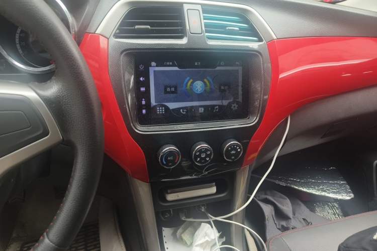 Used Foton Jiatu ix7 2016 1.5L ZhiZun Model Audio And AC Panel