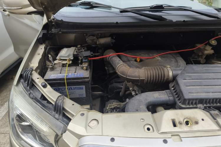 Used Foton Jiatu ix7 2016 1.5L ZhiZun Model Engine Bay Right