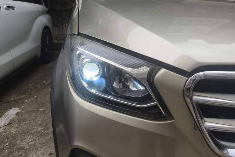 Used Foton Jiatu ix7 2016 1.5L ZhiZun Model Right Front Headlight