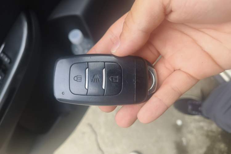 Used Foton Jiatu ix7 2016 1.5L ZhiZun Model Vehicle Key