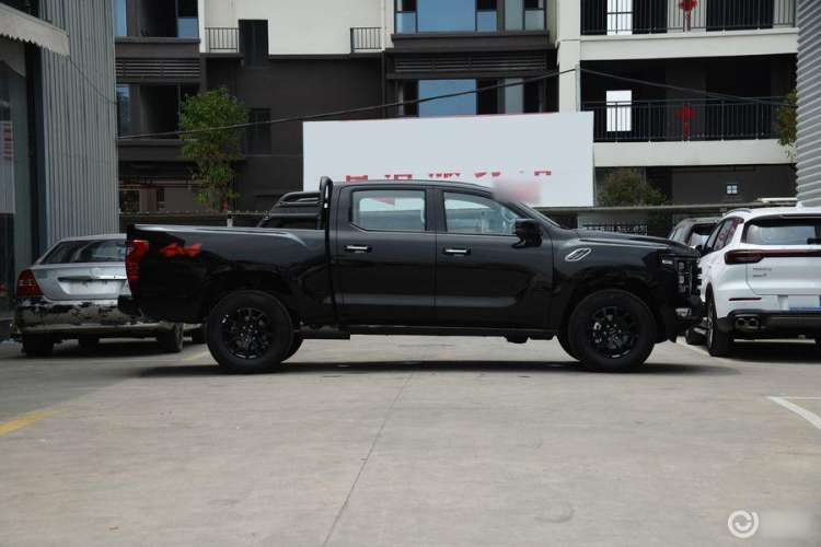 Used Foton Mars 2024 Mars 7 2.0T Diesel Automatic 4x4 Long-Wheelbase Launch Edition Exterior 3